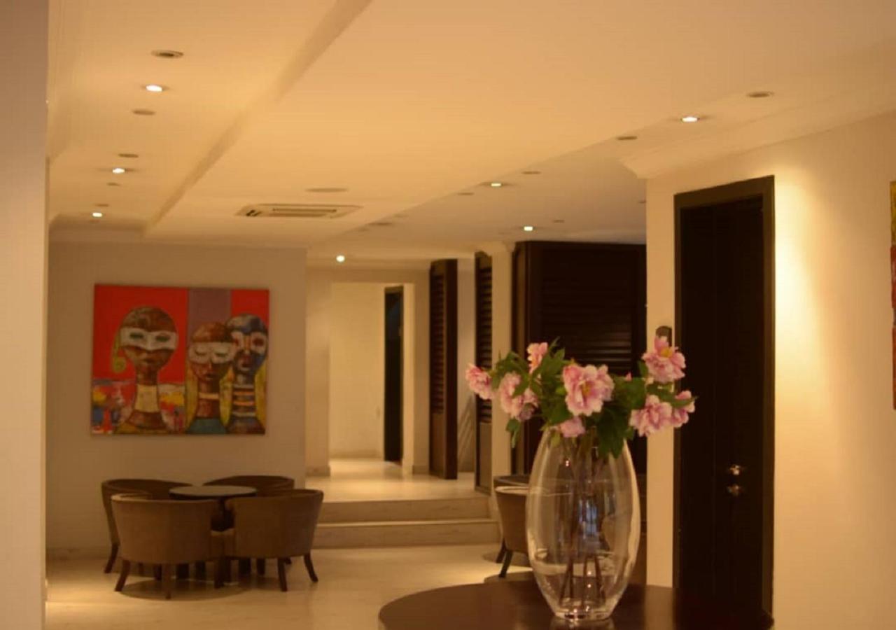 เอสแอนด์เอส โฮเต็ล Hotel ลากอส ภายนอก รูปภาพ