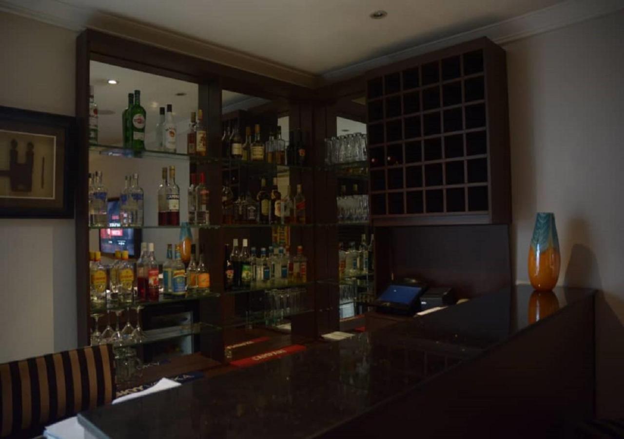 เอสแอนด์เอส โฮเต็ล Hotel ลากอส ภายนอก รูปภาพ